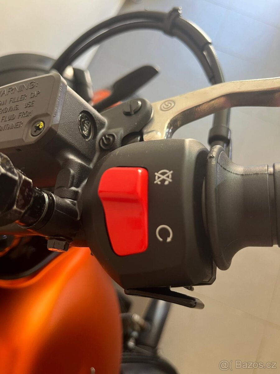 Moto Guzzi V7 III Stona, r.v. 2022, 48KW - 10