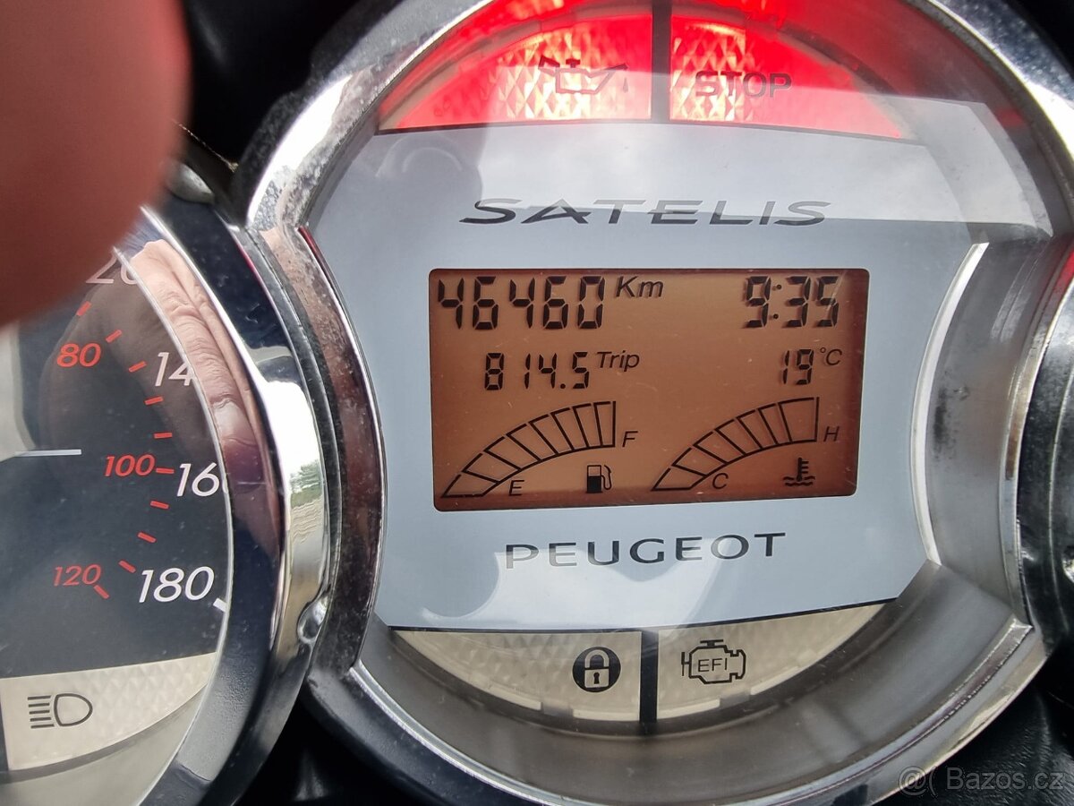 Peugeot Satelis 300i - 10