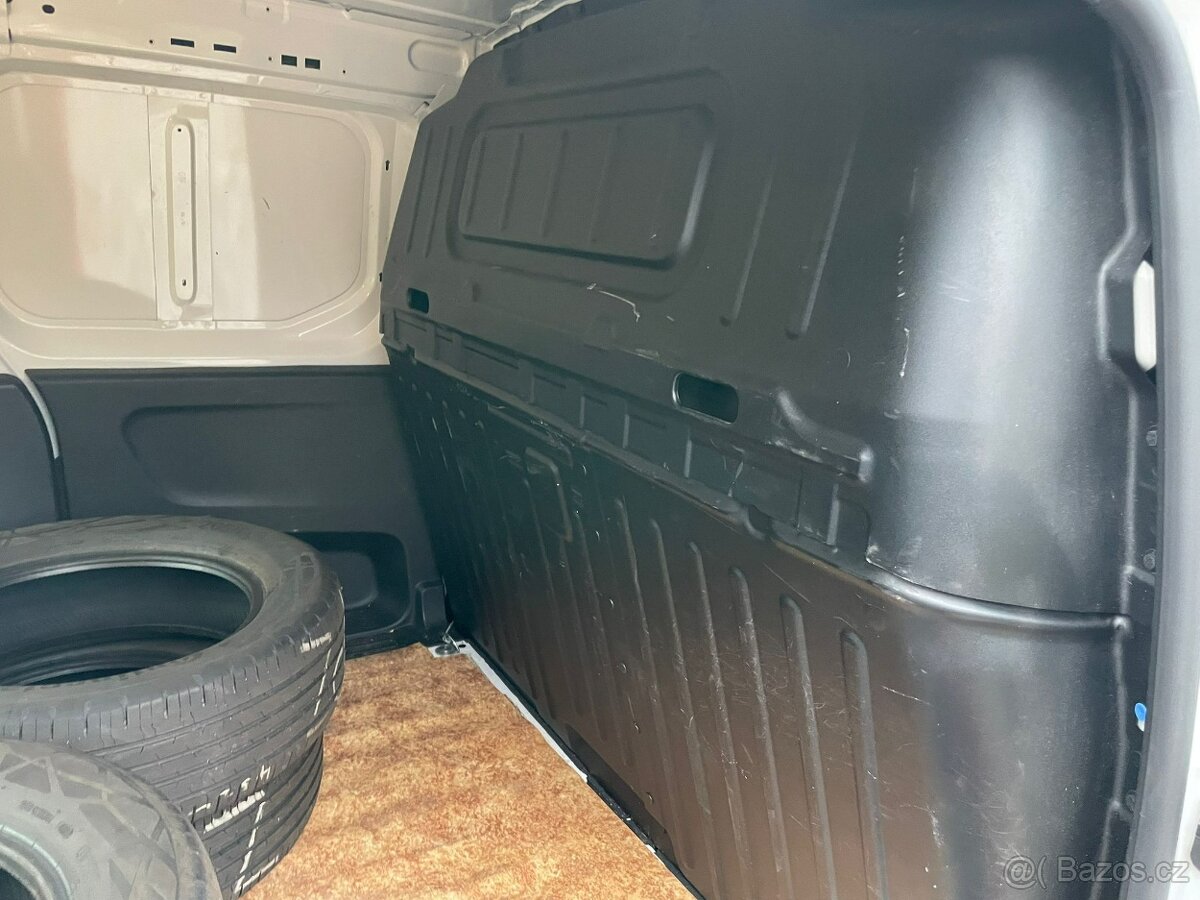 Opel Combo 1.5CDTi 1.MAJ. ČR DPH - 10