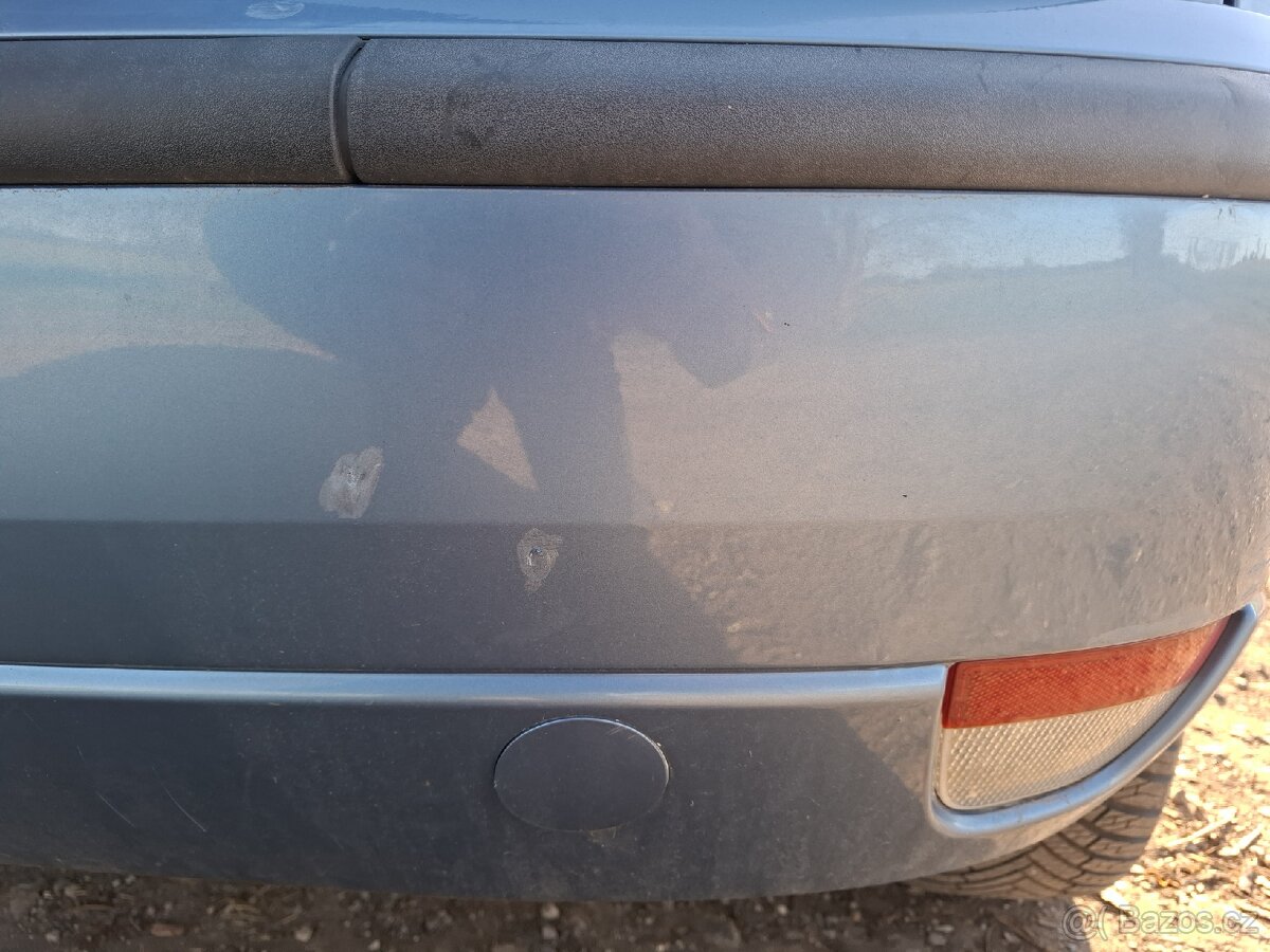 Ford Focus MK1 1.8i 85 kW Hatchback - 10