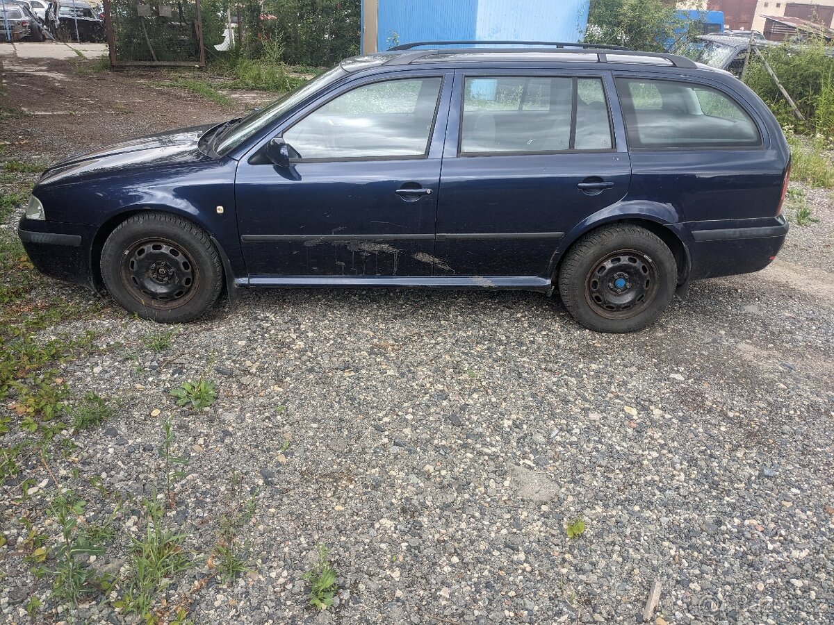 Škoda octavia 1 combi 1.6 - 10
