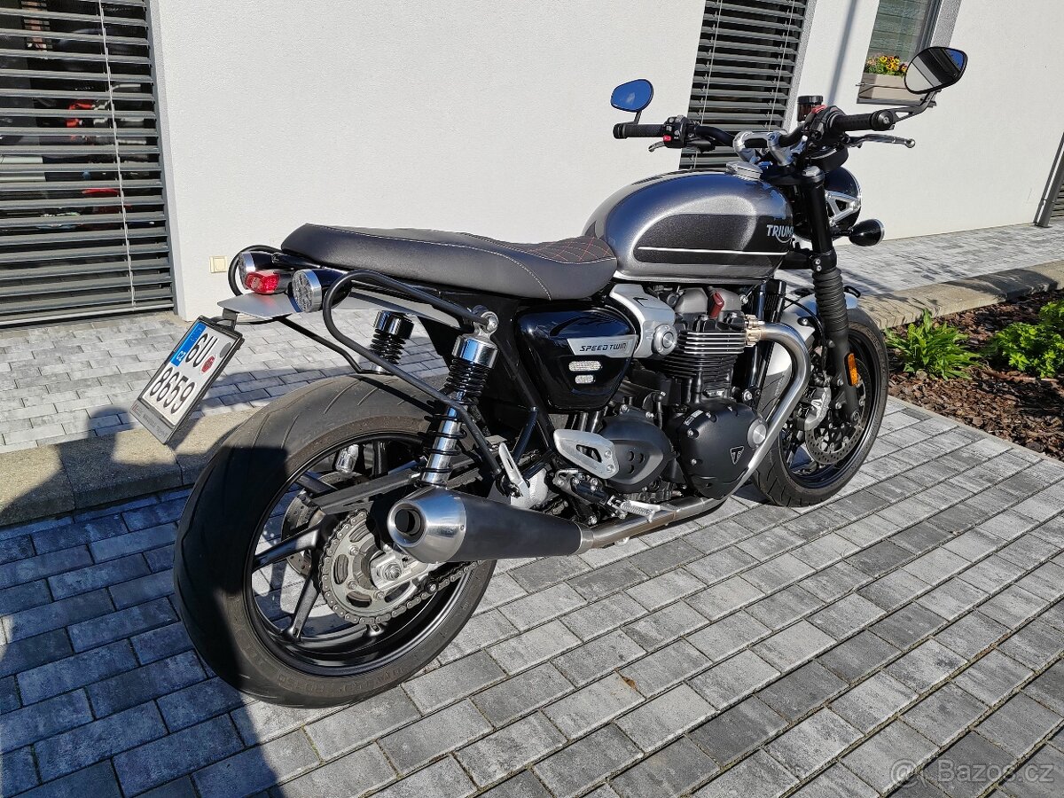 Triumph Speed Twin 1200 - 10