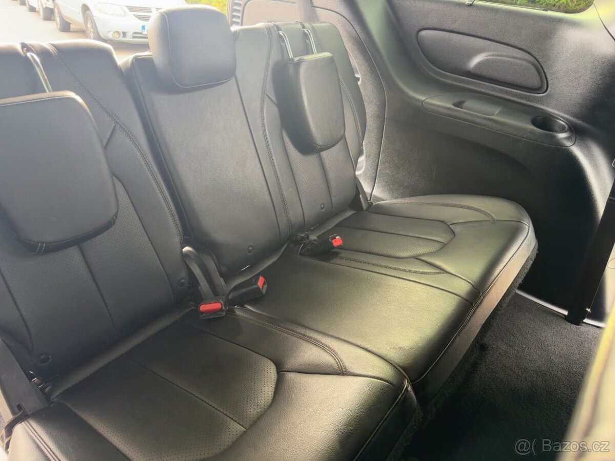 Chrysler Pacifica 3,6 L 8 míst S type 2019 - 10