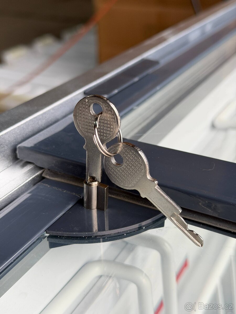 Pultový mrazák 600L 1750×675×850mm - 10