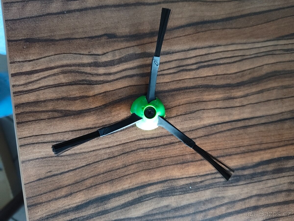 iRobot Roomba j9+ - 10