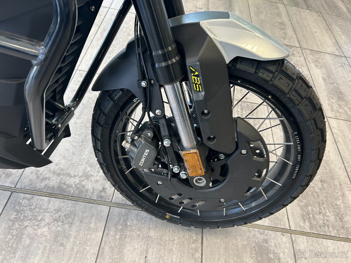 Zontes GK 125 Scrambler 2025 Drátěný kola - 10
