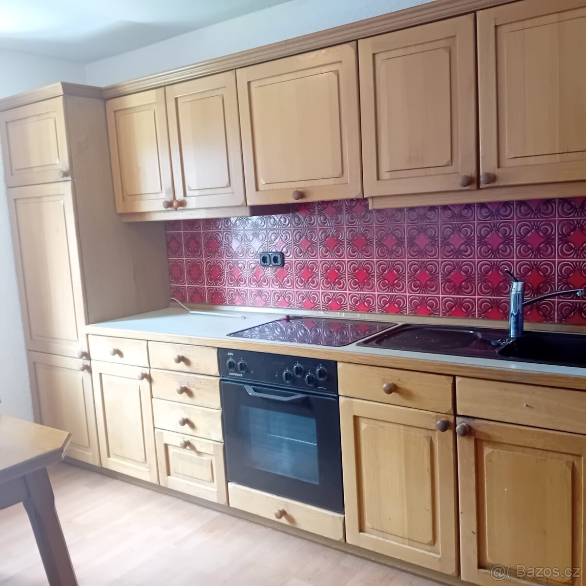 Použitá KUCHYNEPROTEBE - 10