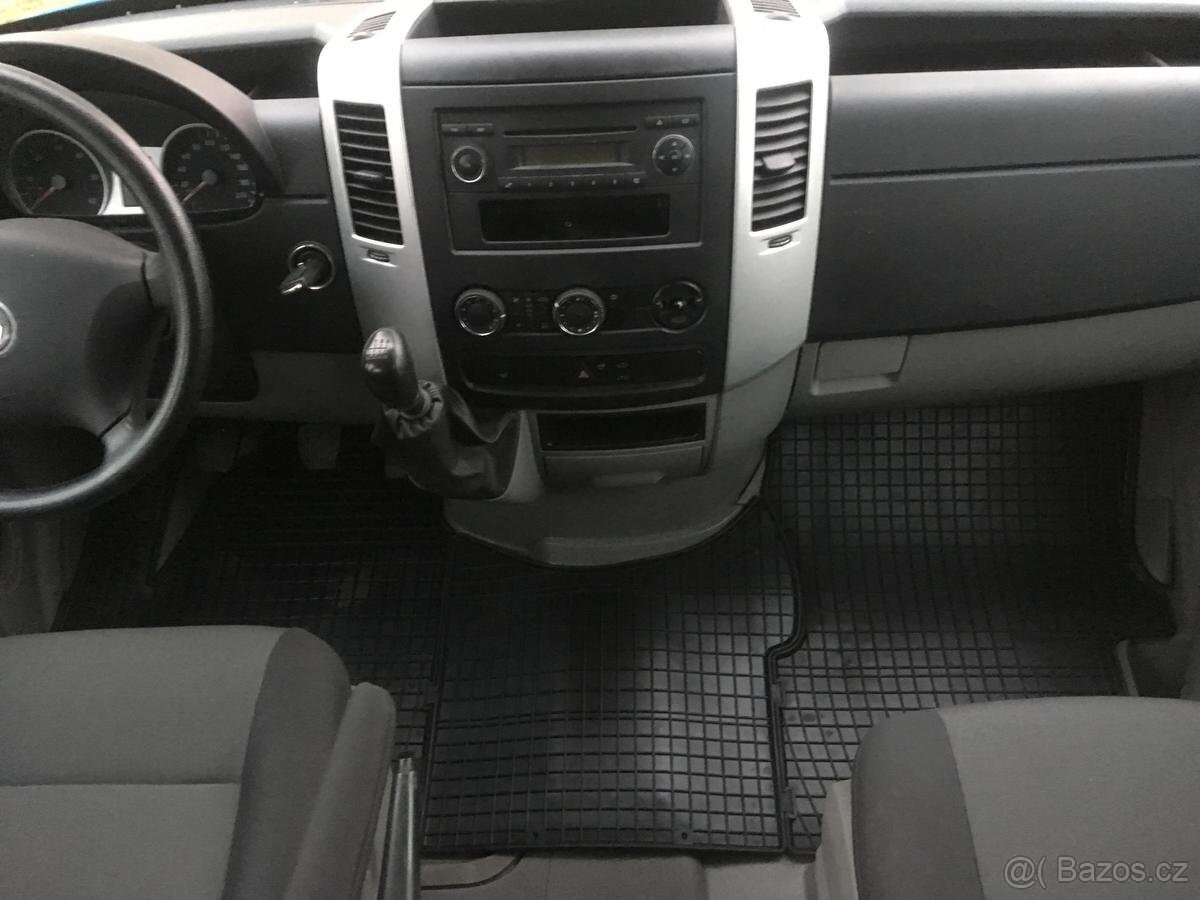 Volkswagen Crafter Algema zad. Osy - 10