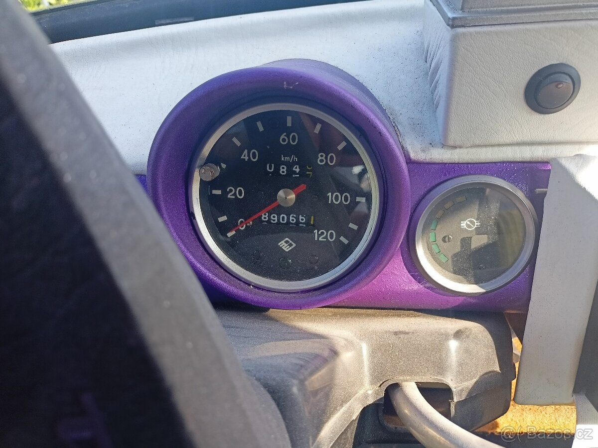 Prodám Trabant 601 - 10