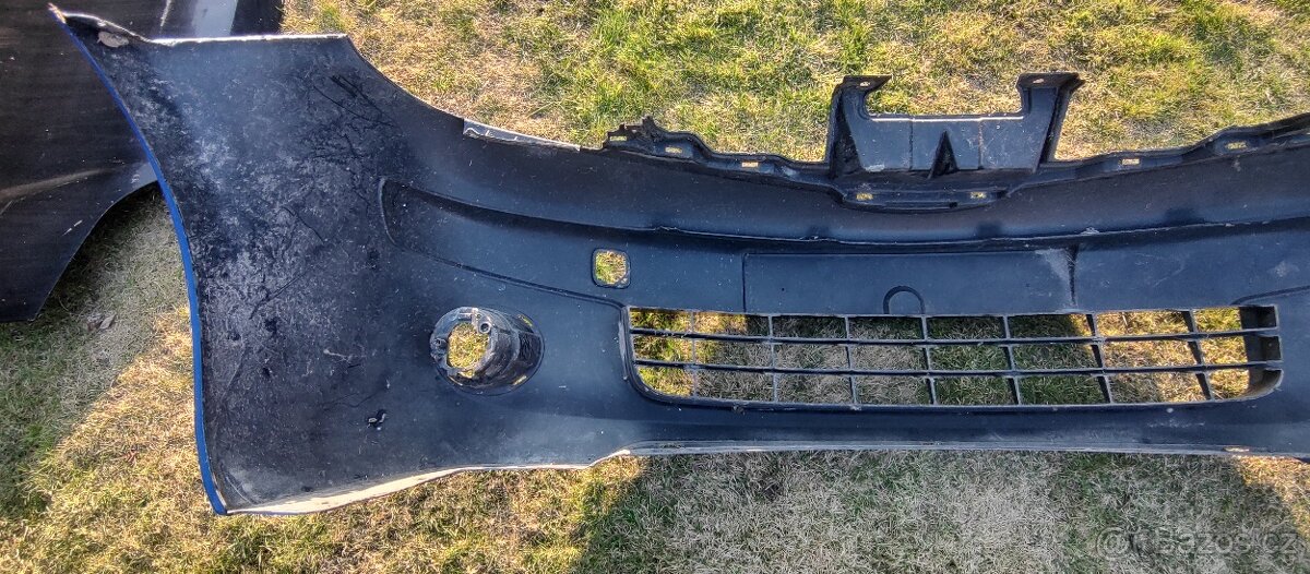 Nissan Note 1 I E11 2005 - 2009 - Predny naraznik - 10