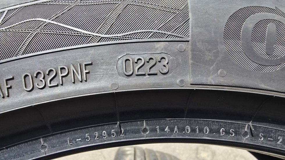 Letní pneu 225/45/18 Continental - 10