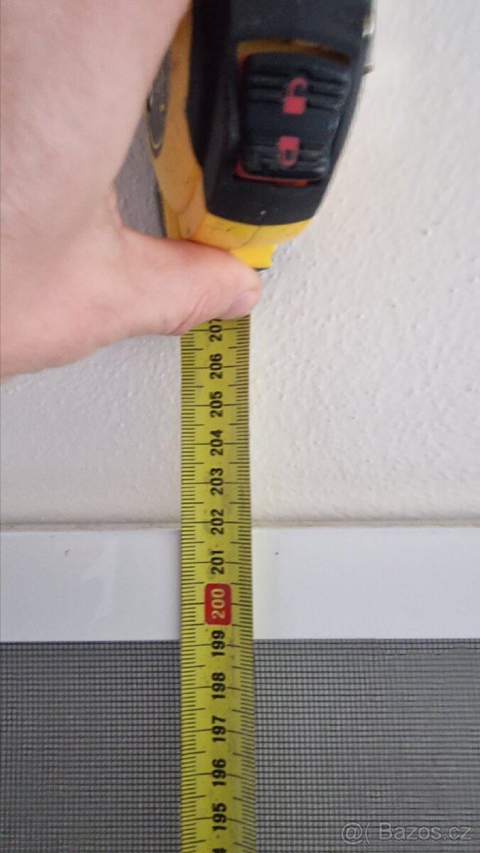 Dveřní síť proti hmyzu - 10