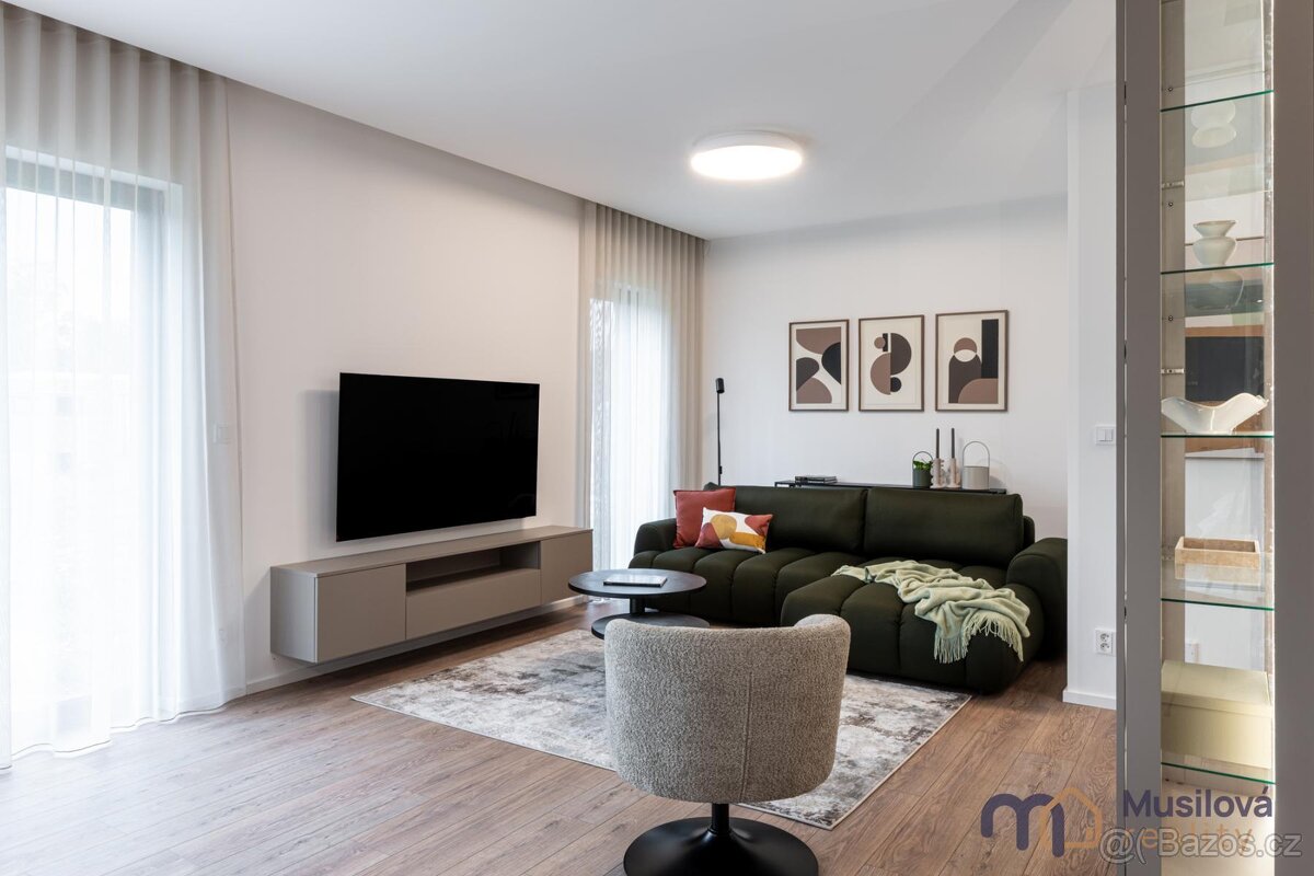 Prodej rodinného domu 150 m2, pozemek 636 m2 - 10