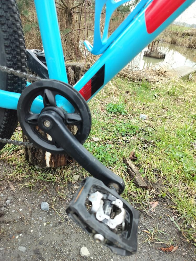 GT Stomper Ace 26 - 10