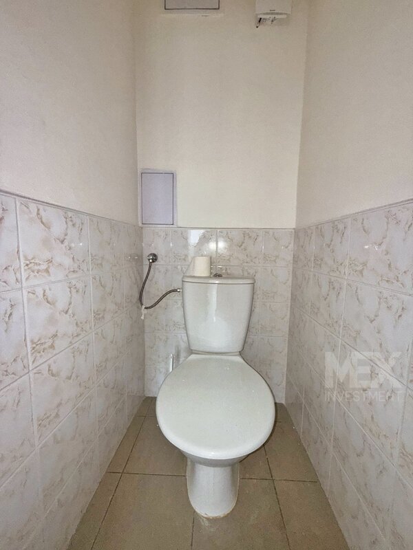 Prodej bytového domu na klidném místě v obci Skřivany - 10