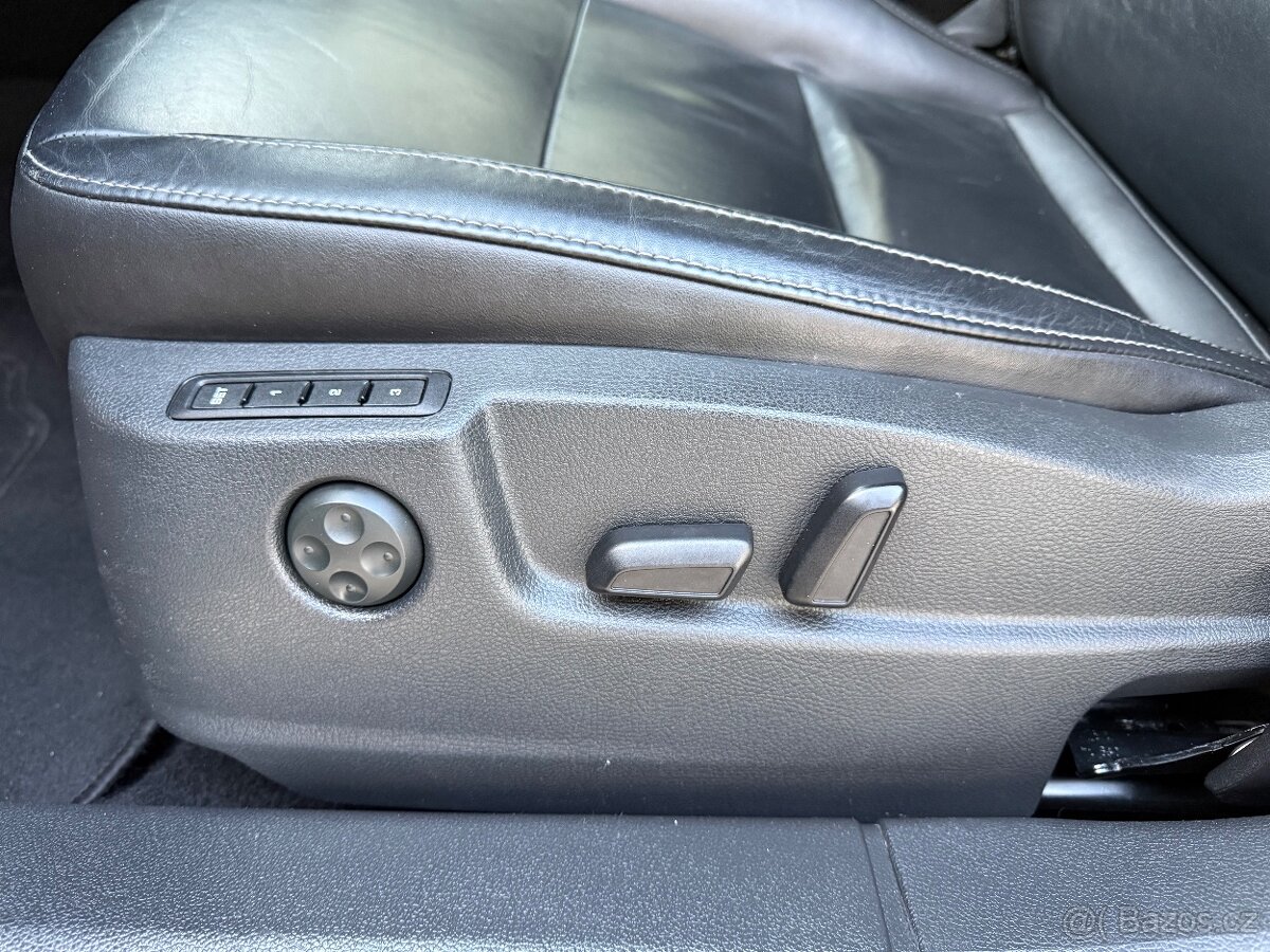 Skoda Superb 2.0 TDI CR DSG Elegance - 10