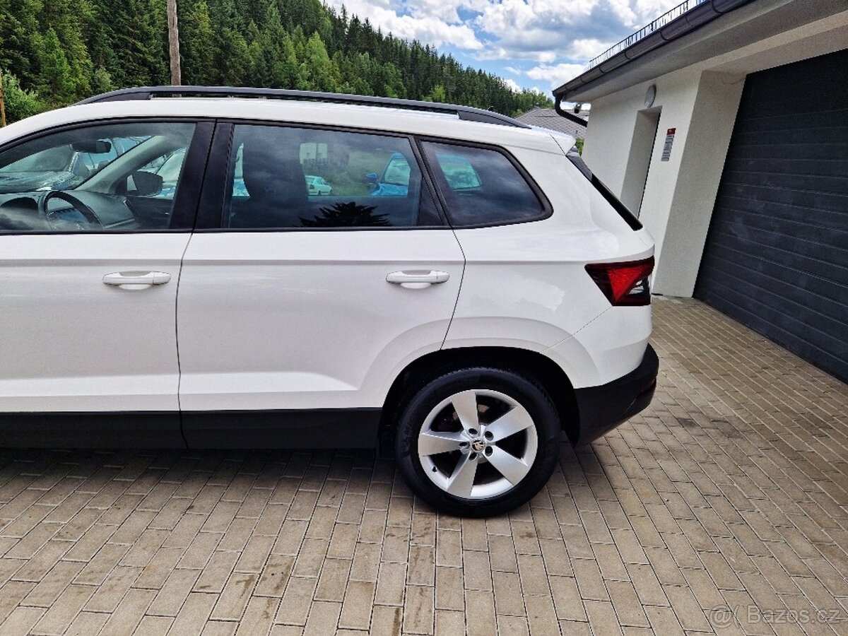 ŠKODA Karoq, 2.0 TDi (110 kW), DSG, 4x4, tažné, r.v. 2020 - 10