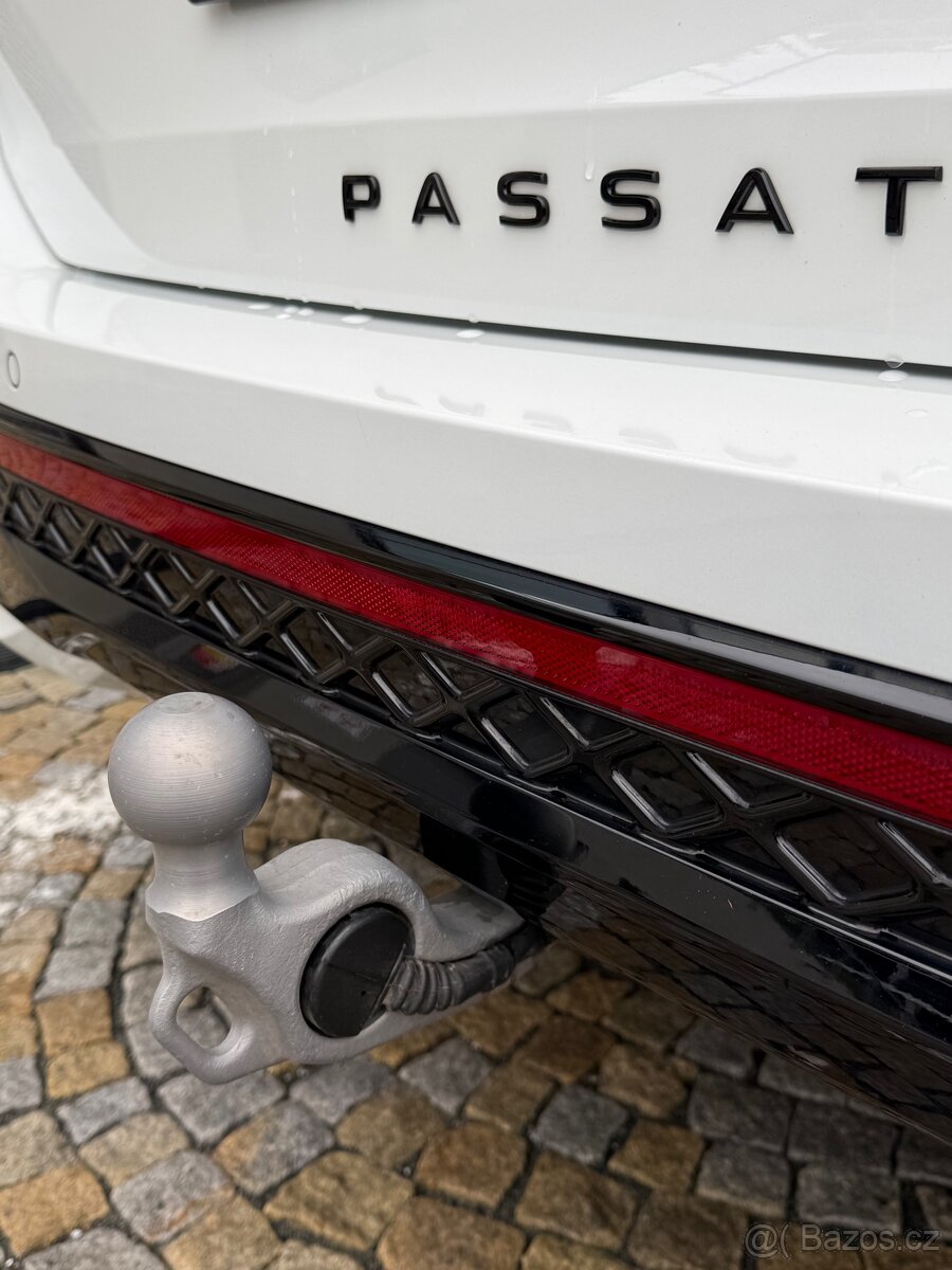 VW Passat B9 Rline 2.0TDI 110kW DSG Max výbava Tažné - 10