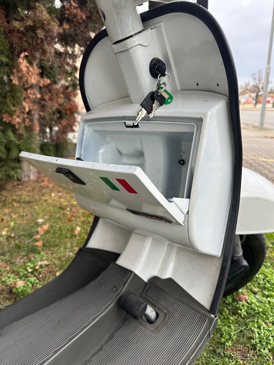 Vespa pk 50 XL rush - 10