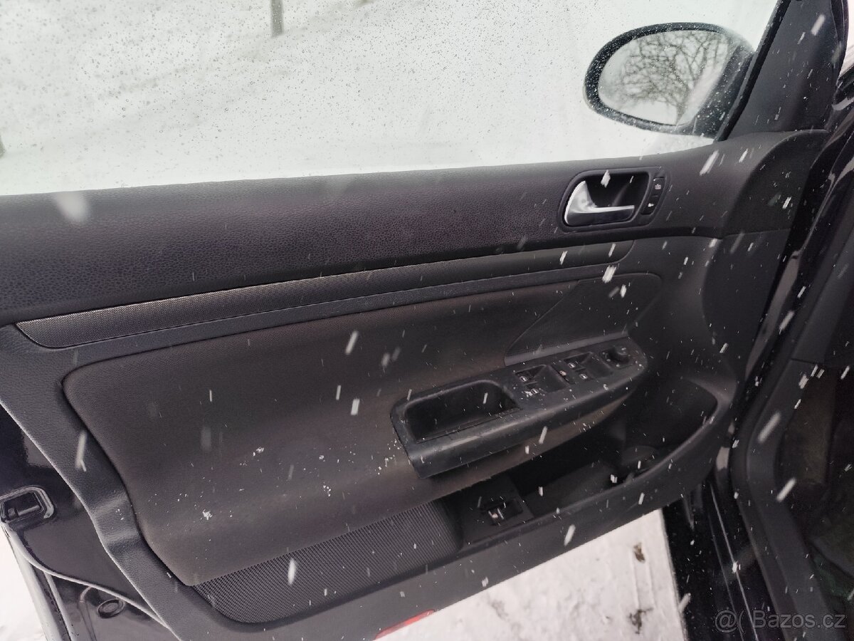 VW golf 5 sport 1.9 TDI - 10