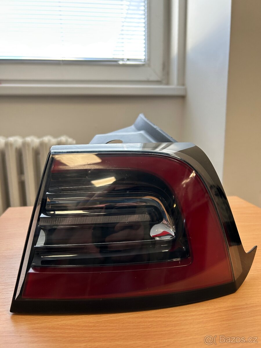 Kompletní set zadních světel Tesla model3 / Y - 10