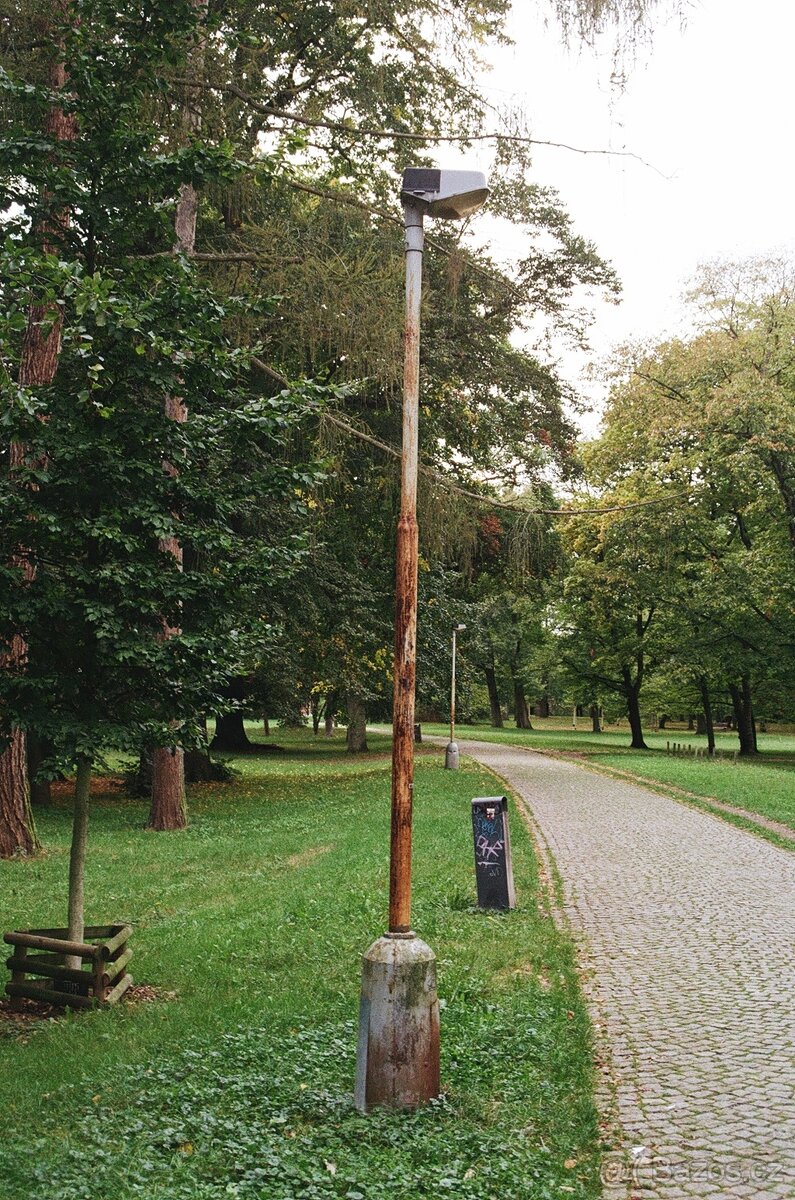 Minolta X-700 + MD Rokkor 50/1,7 - TOP STAV - 10