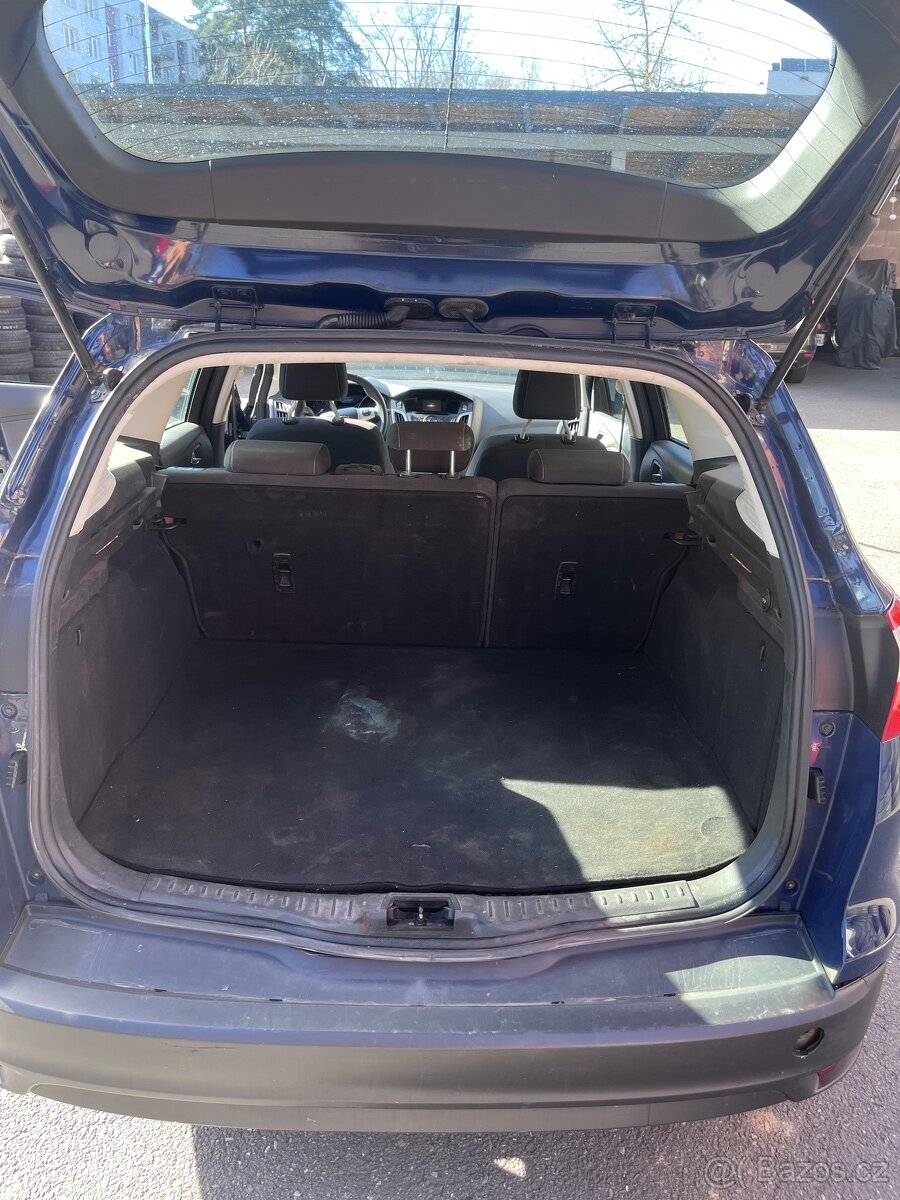 Ford Focus 1,6i combi 77kw - 10