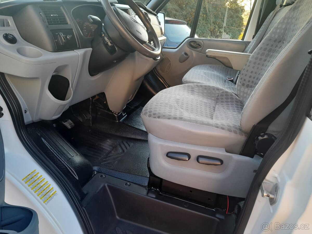 Ford Transit L3 H2 9 míst 2.2 TDCI 103 KW 6ti kvalt r. 2013 - 10