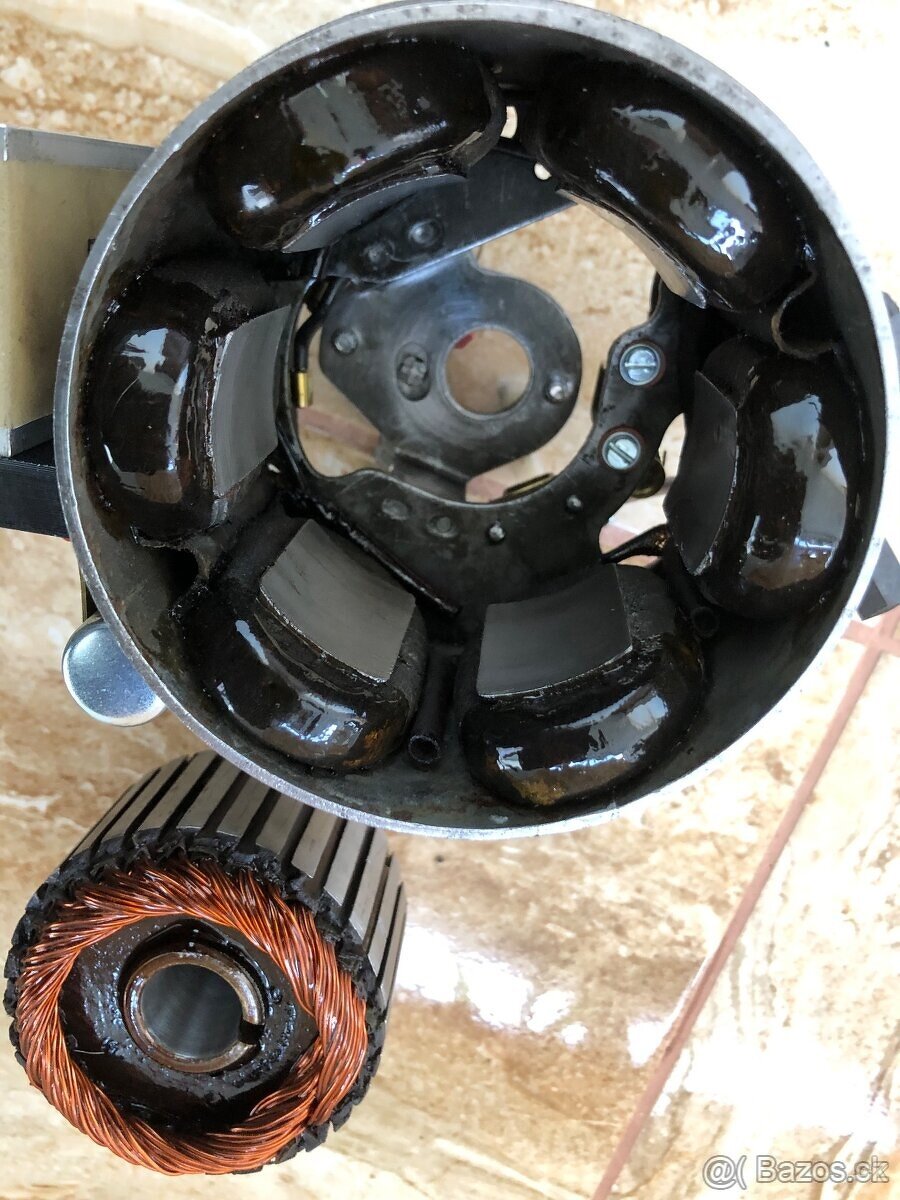 Jawa 250 / 353 kývačka půlbubnová zapalování po GO , + pól - 10