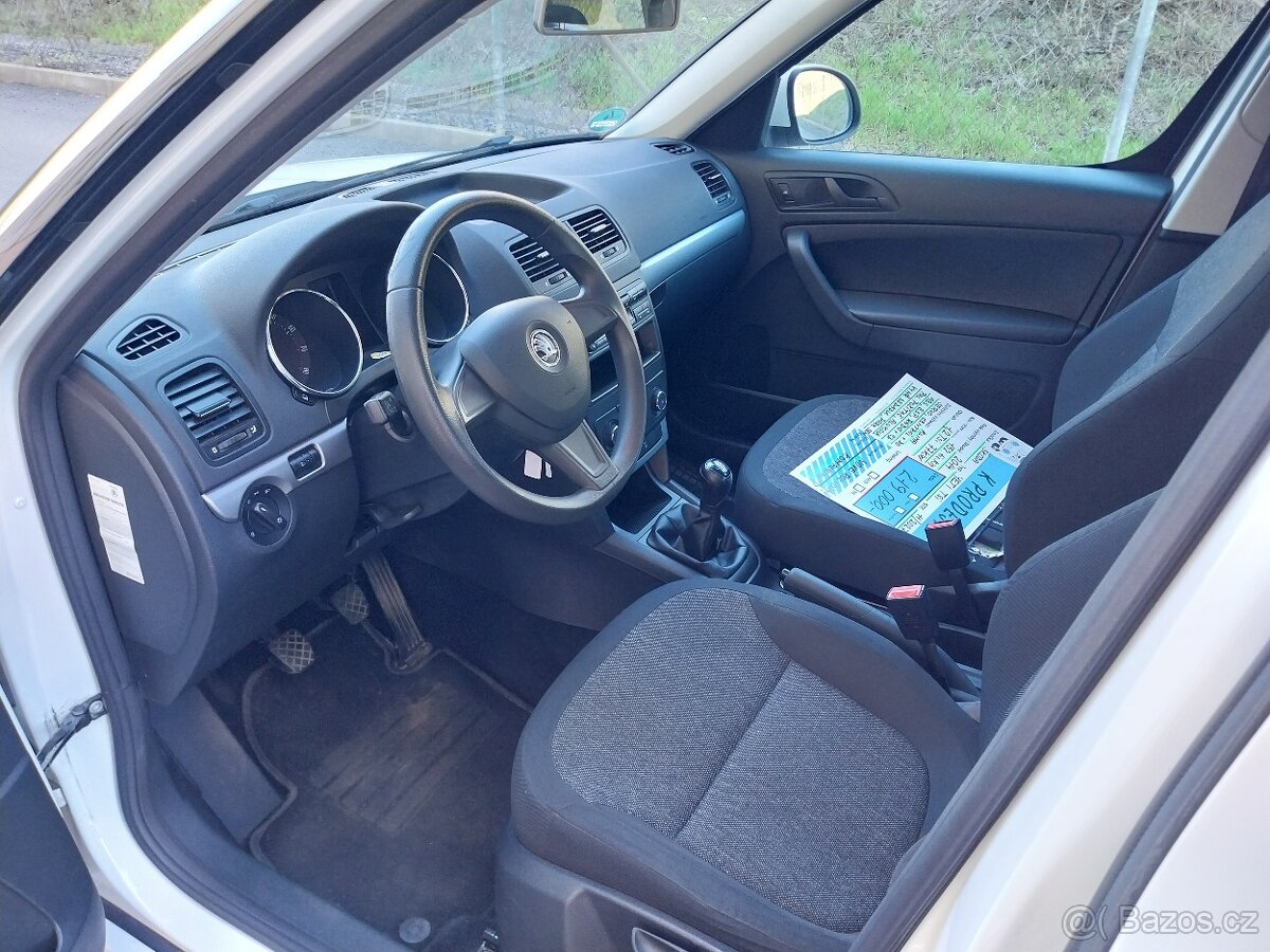 Prodám Škoda Yeti 1,2 TSI Ambiente - 10