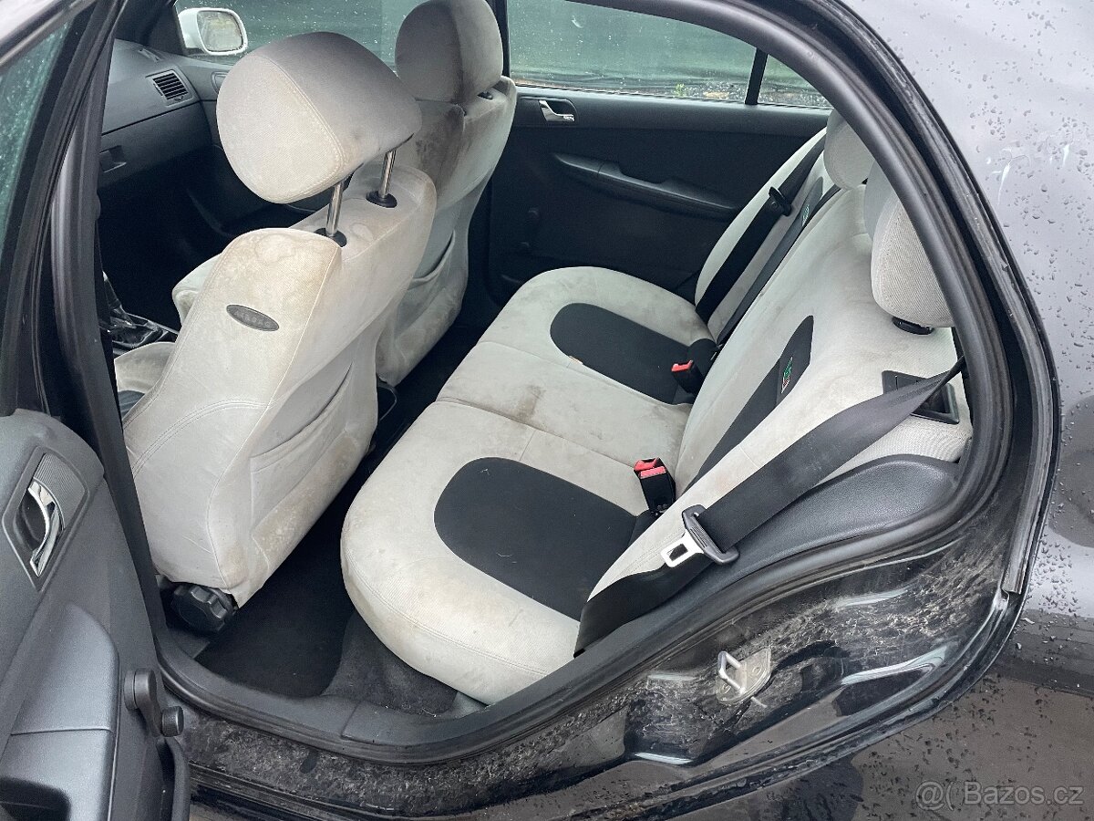 Škoda Fabia RS 1,9tdi lehce havarovaná odjezd po ose - 10