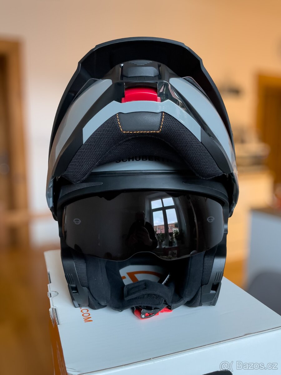 Schuberth E2, velikost 61/XL - 10