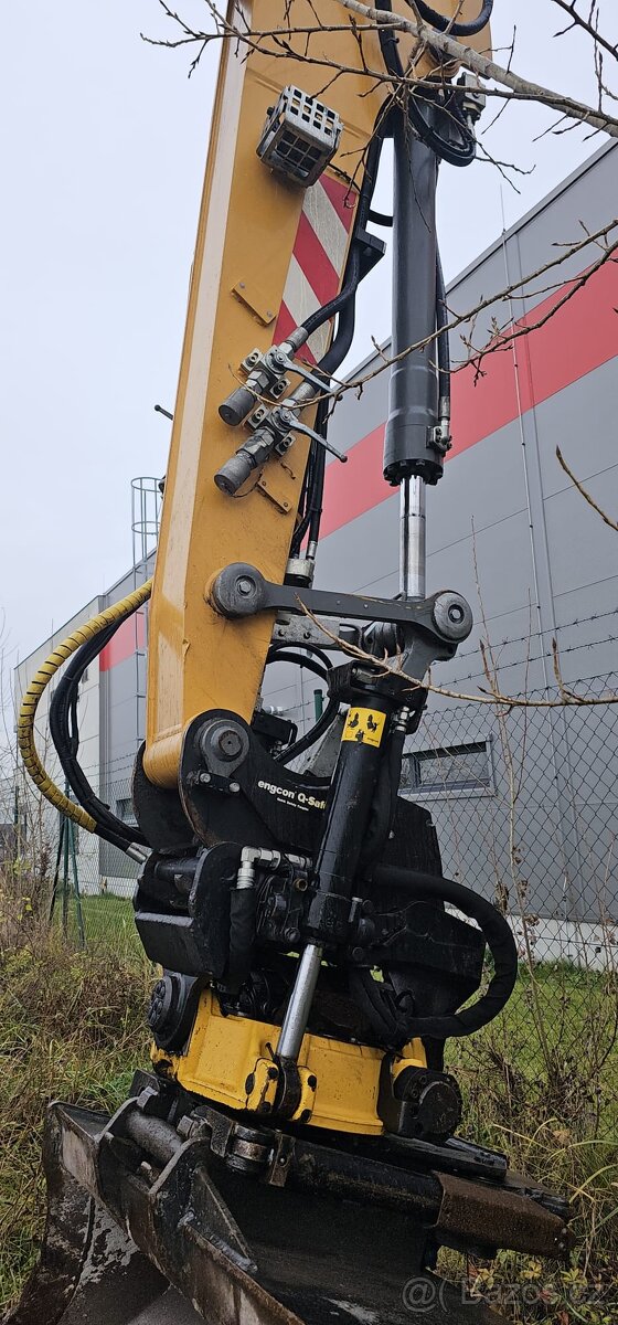 Prodám Rypadlo Liebherr A 918 Litronic s lopatami - 10