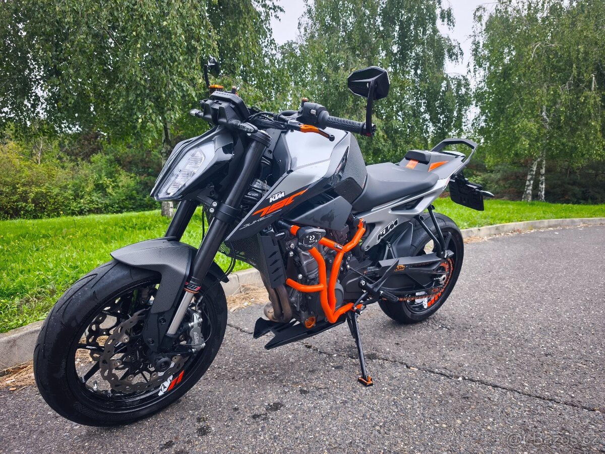 DUKE 790 za 140tis Powerparts KTM 12900km TOP stav - 10