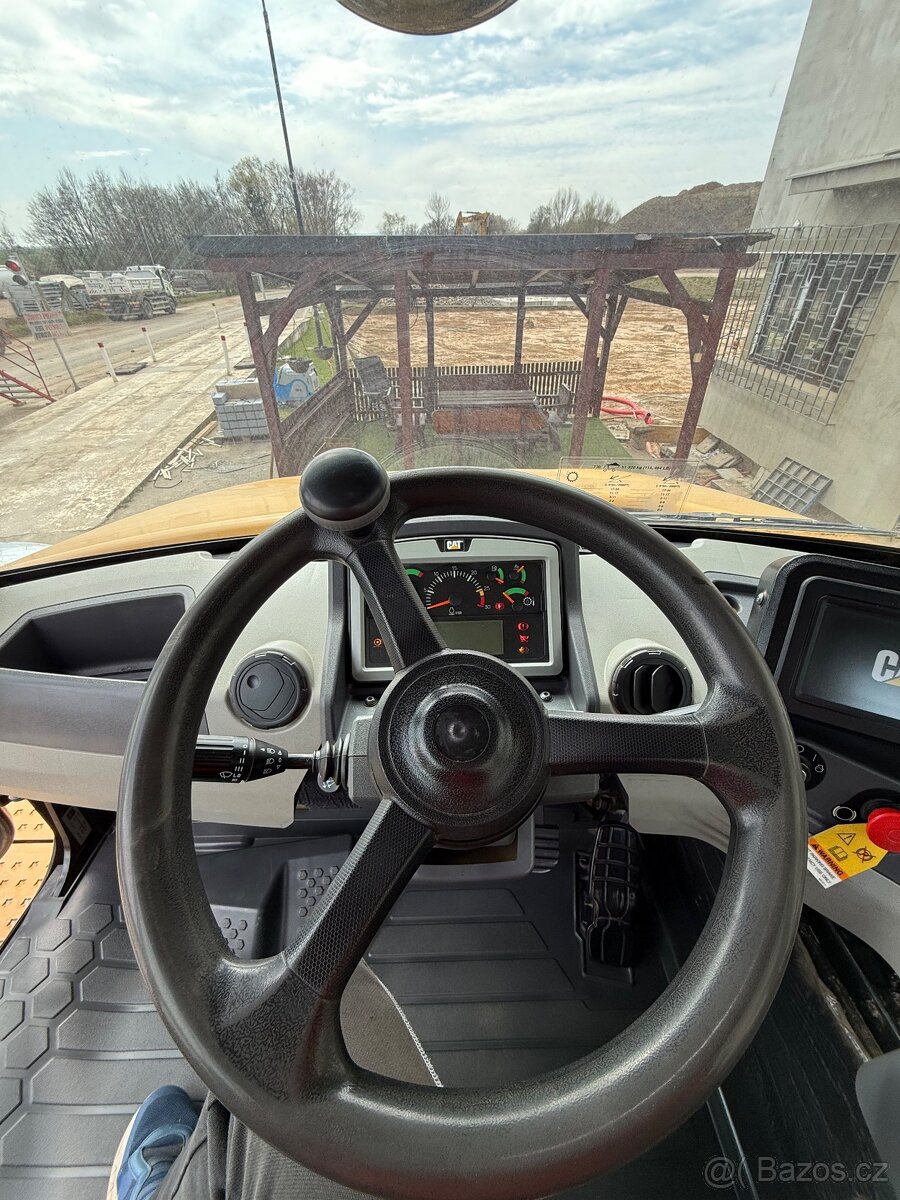 CAT- Caterpillar 730 DEMPR TOP Stav a na SPZ - 10
