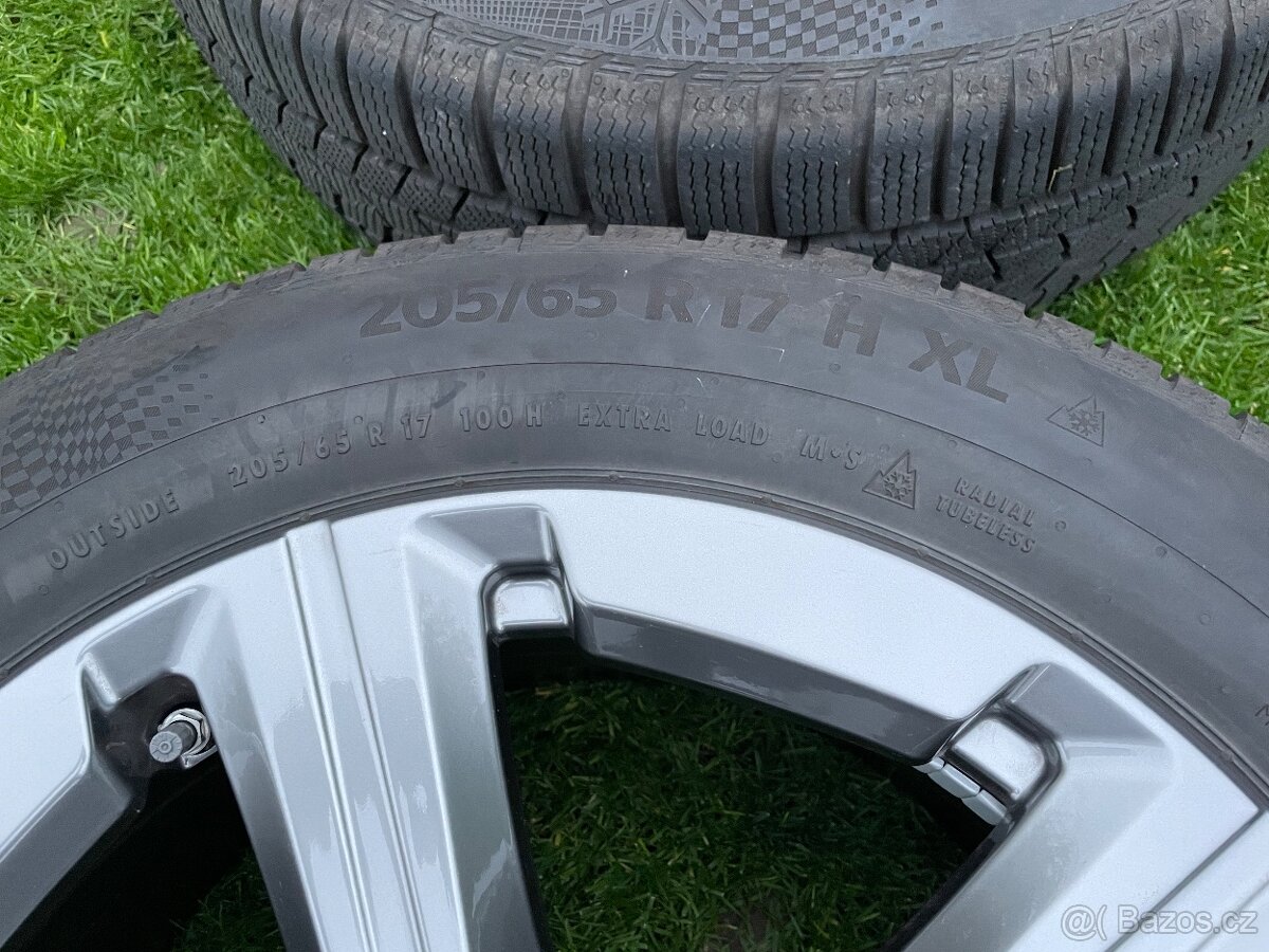 Sada zimních kol 17" BMW Star Spoke 875, X1/X2, U11/U10 - 10