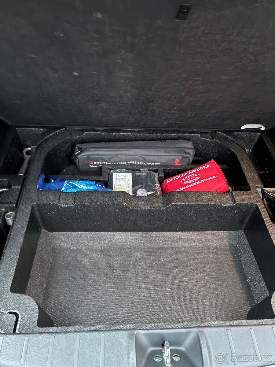 Mitsubishi ASX 1.6 rok výroby 2015 - 10