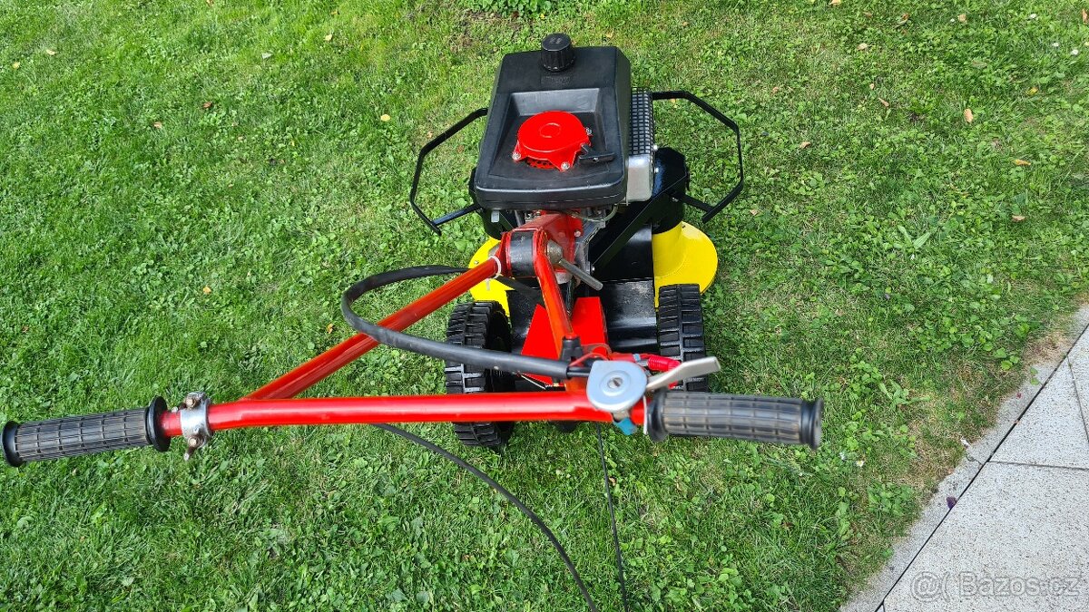 Dvoububnová sekačka BDR-700 s motorem Jikov - 10