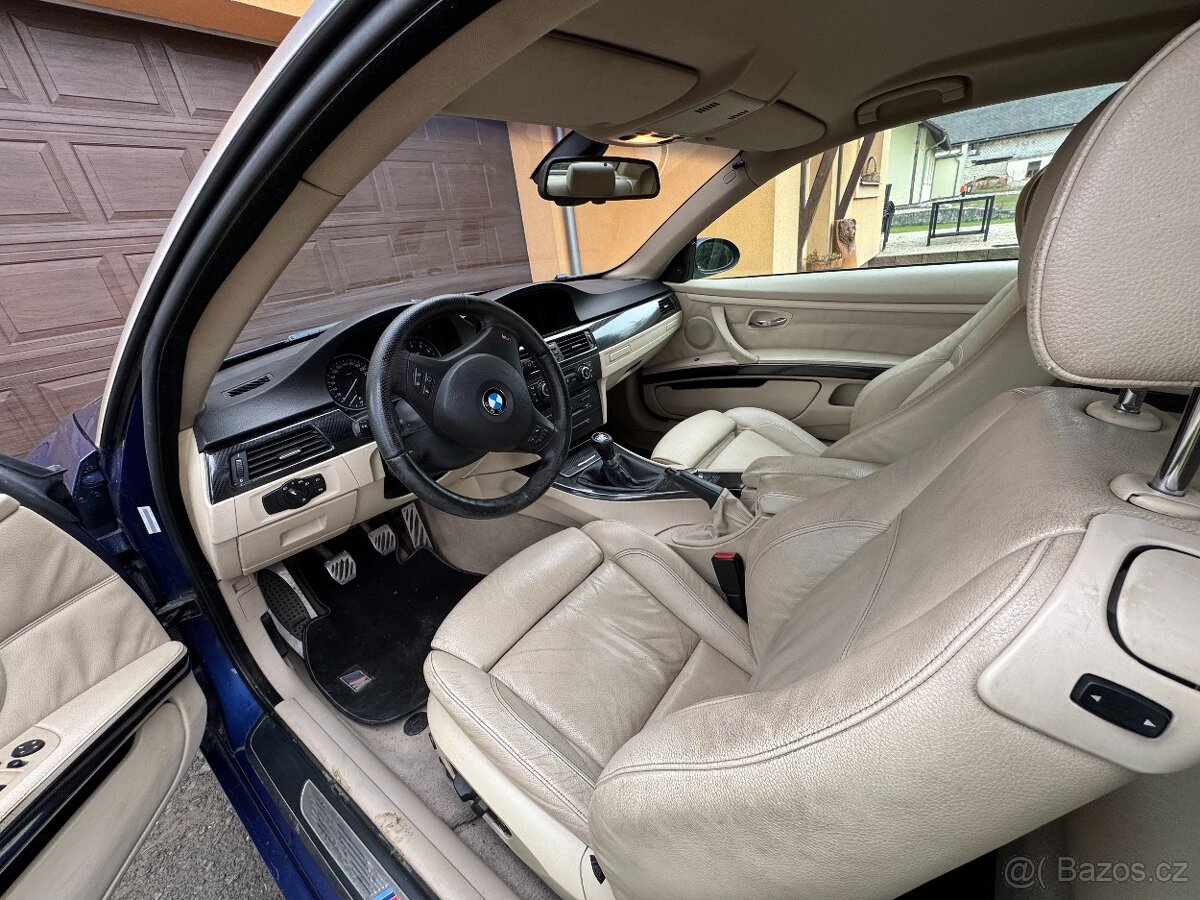 BMW Řada 3, BMW E92 335i - 10