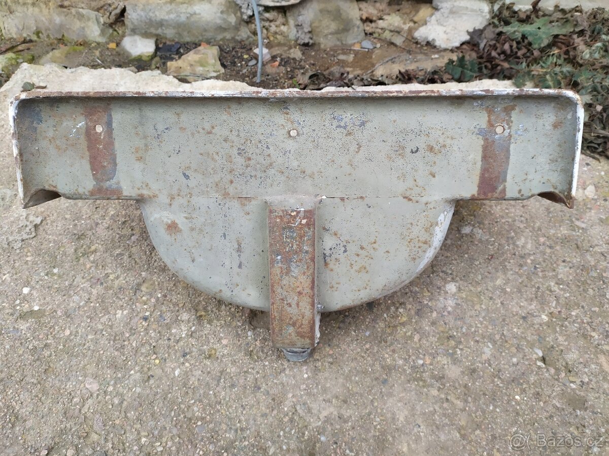 Litinová umývadla - 10