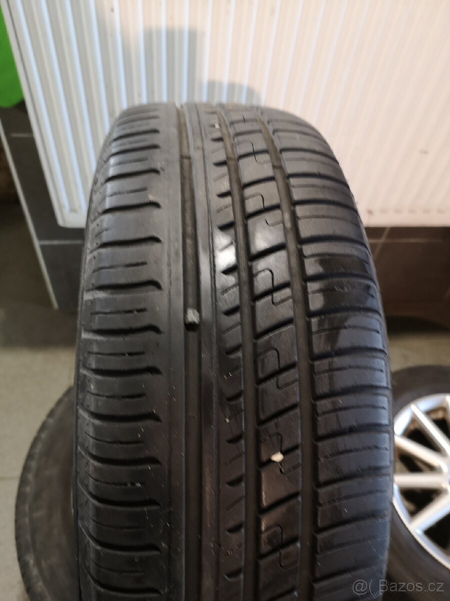 Vw Polo, Fabia alu + letní 185/60/14. - 10