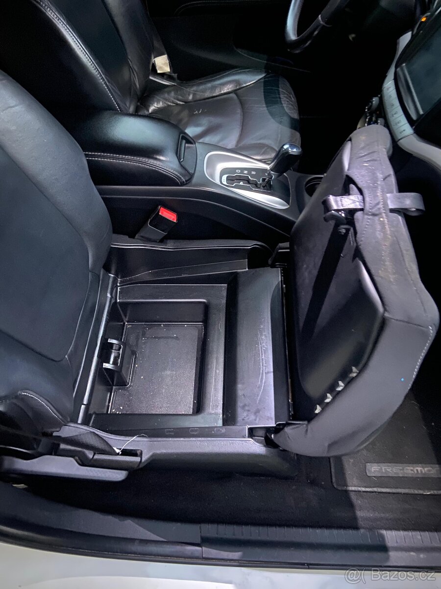 Fiat Freemont 2.0 MultiJet 125 kW 4×4 AUTOMAT – Black Code - 10