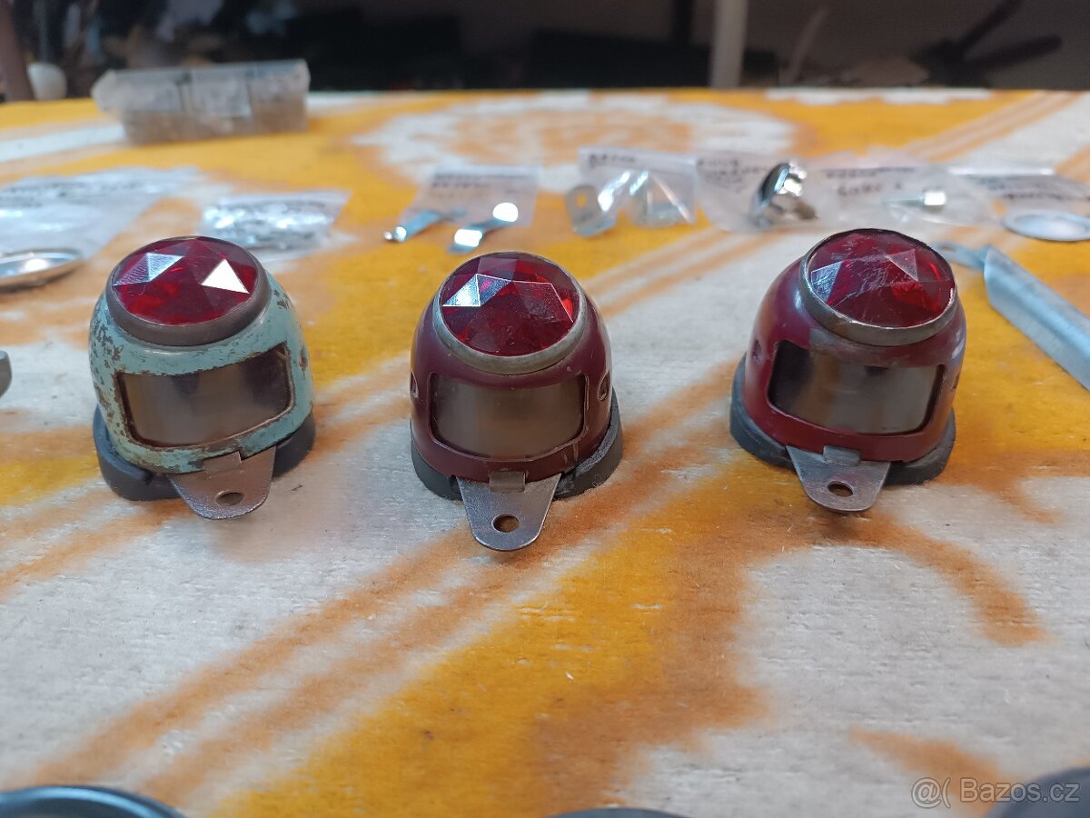 Klakson Jawa,škoda Tudor,gaz,sytič,pastorek náhonu,svetlo - 10