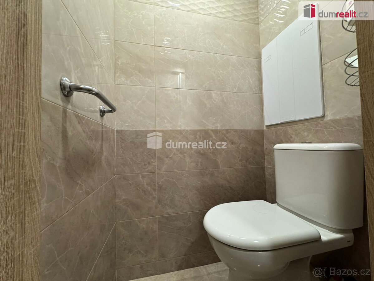 Pronájem 3+1/L v OV v Chomutově - 10