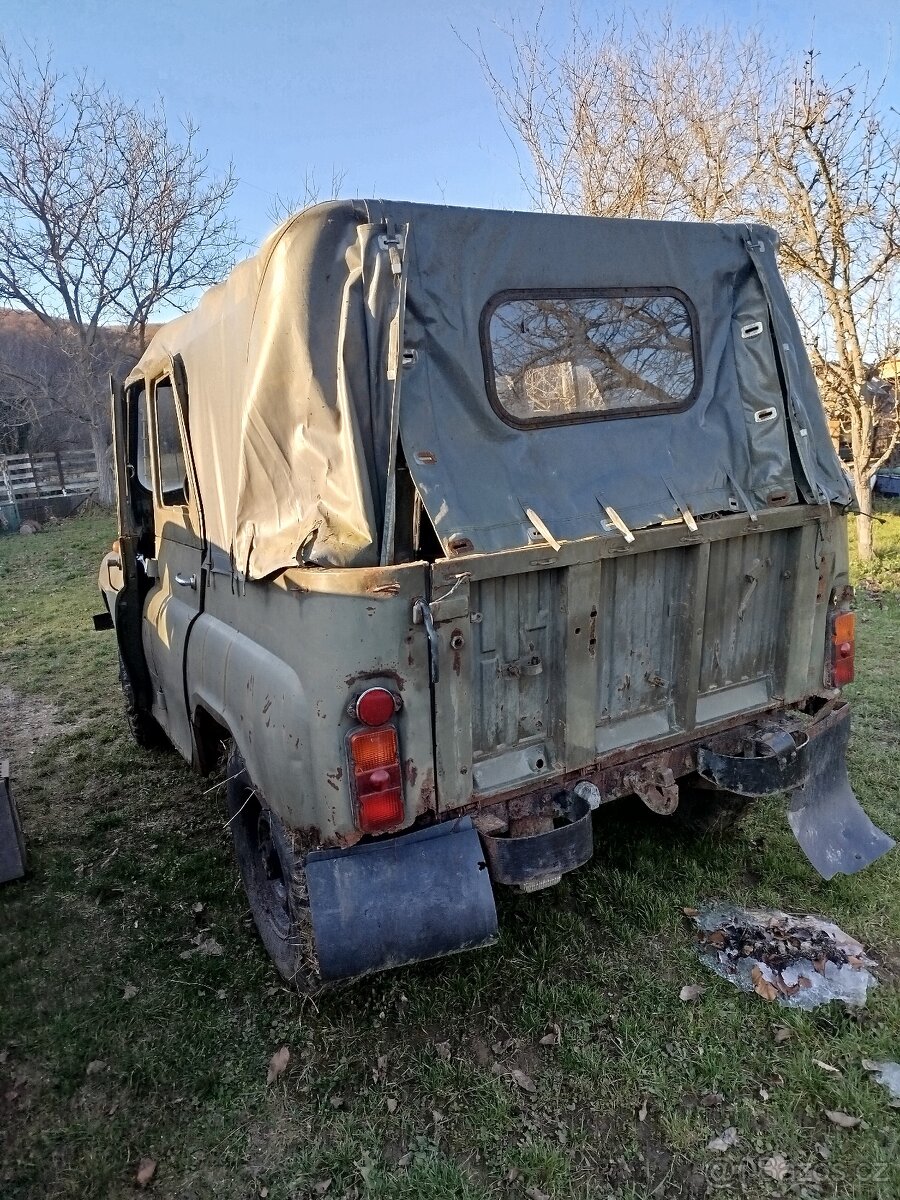 Uaz 469 originál motor 2.9 benzín - 10