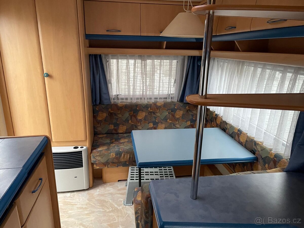 Hobby de luxe 440, 4 osoby, bojler, sprcha, fr.postel, stan - 10
