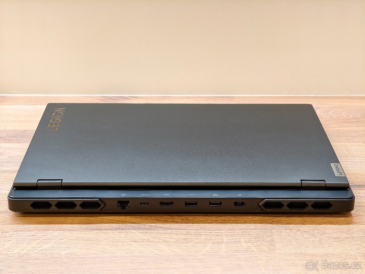 LENOVO LEGION PRO 7_i9-14900HX_32GB_RTX 4090 16GB 175W - 10