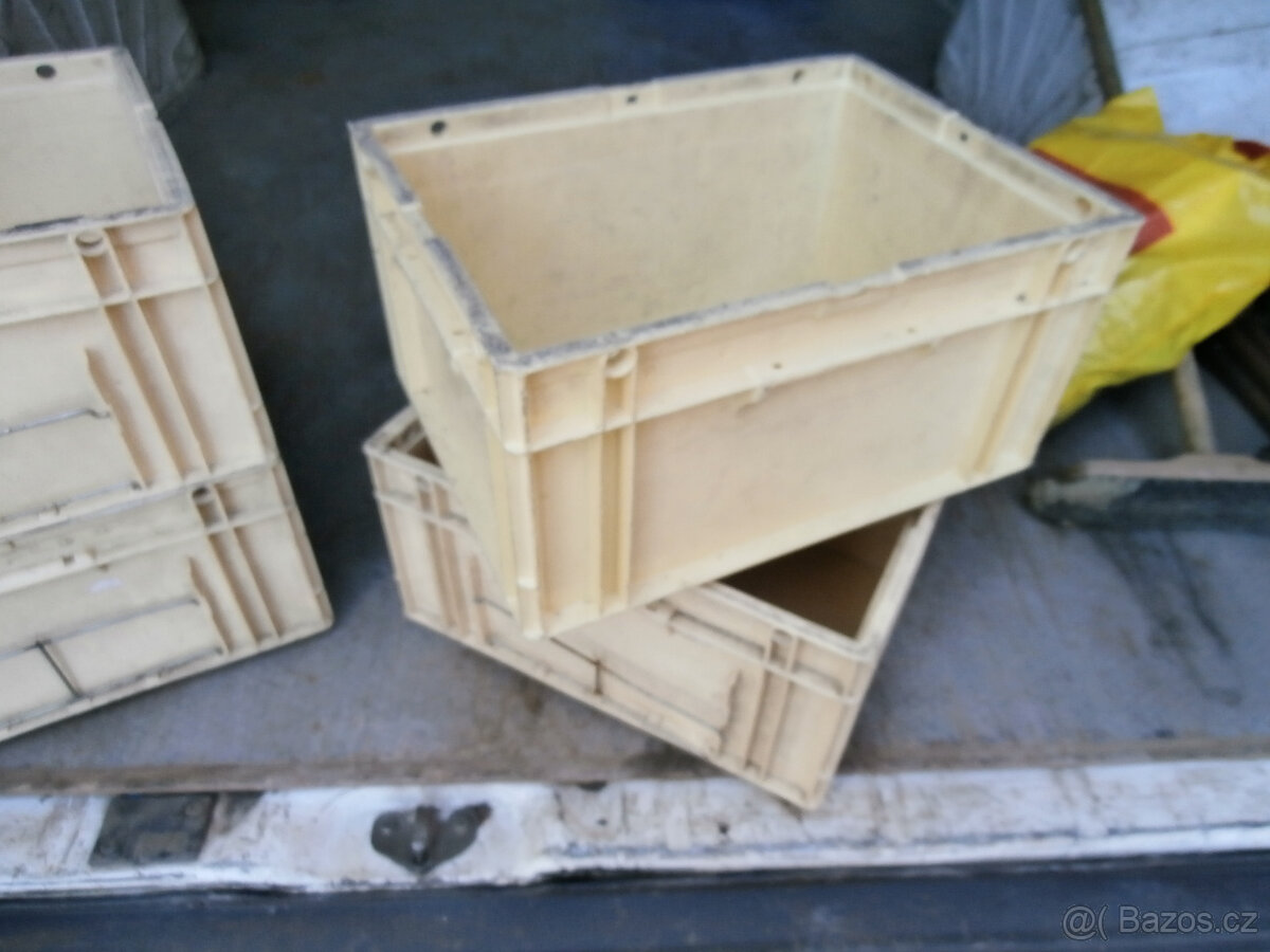 Box plastový ukládací dílenský více typů za 70 kč - 10