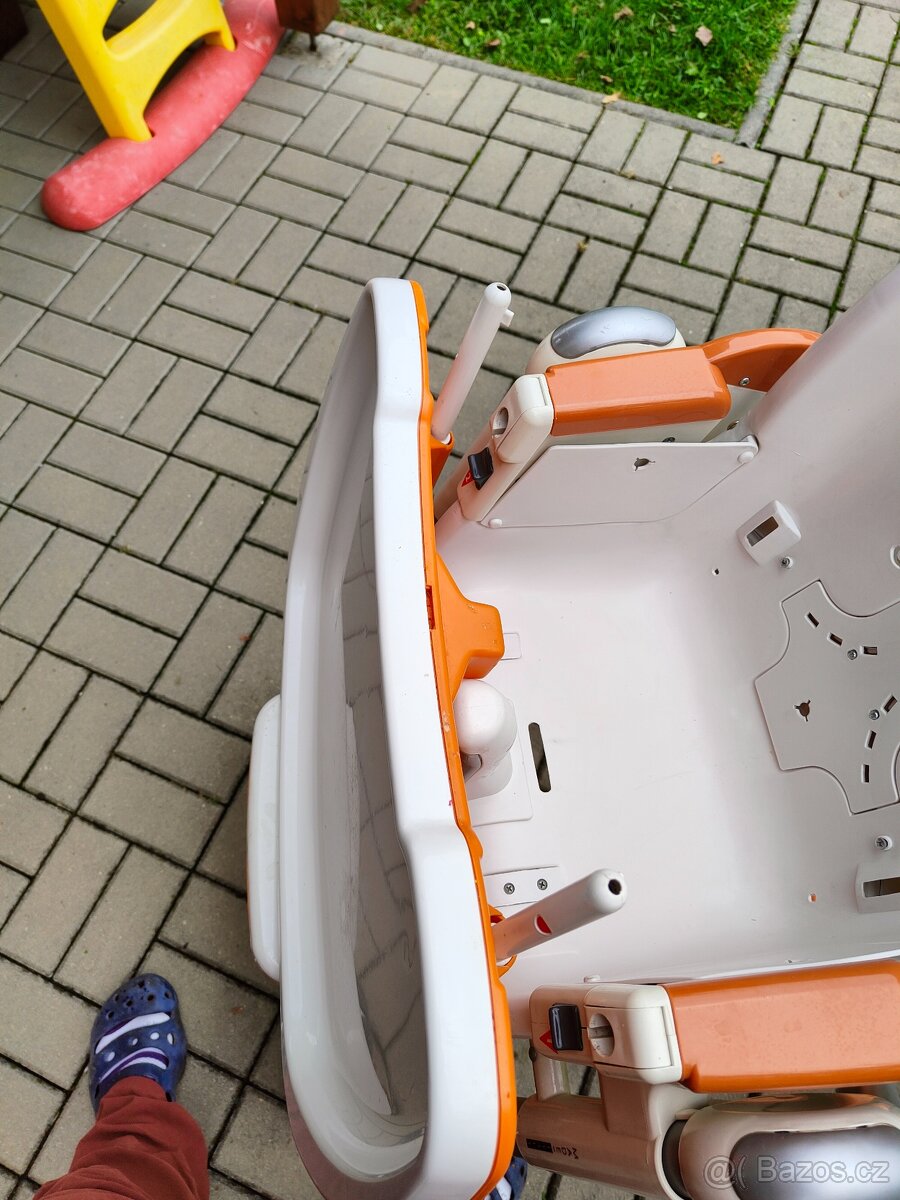 Jídelní židlička Peg Perego - 10