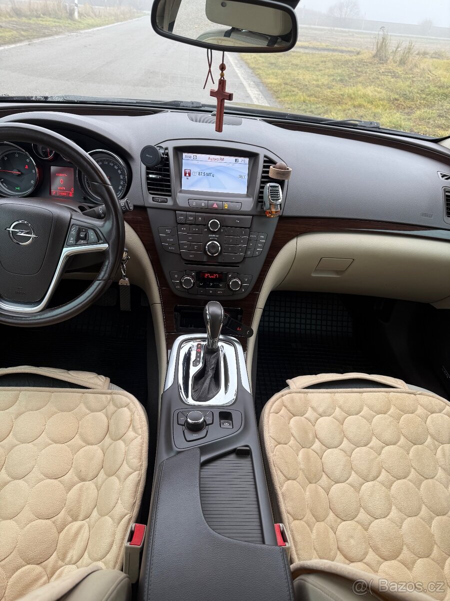 Opel Insignia Sport 2.0 2011 - 10